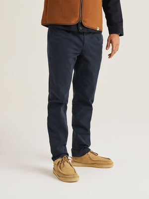 Relaxed pleat front chino trouser